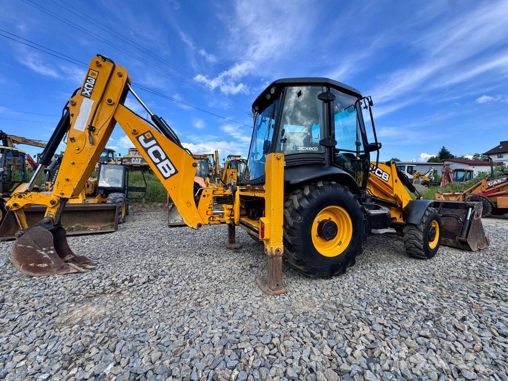 JCB 3 CX Kaivurikuormaajat