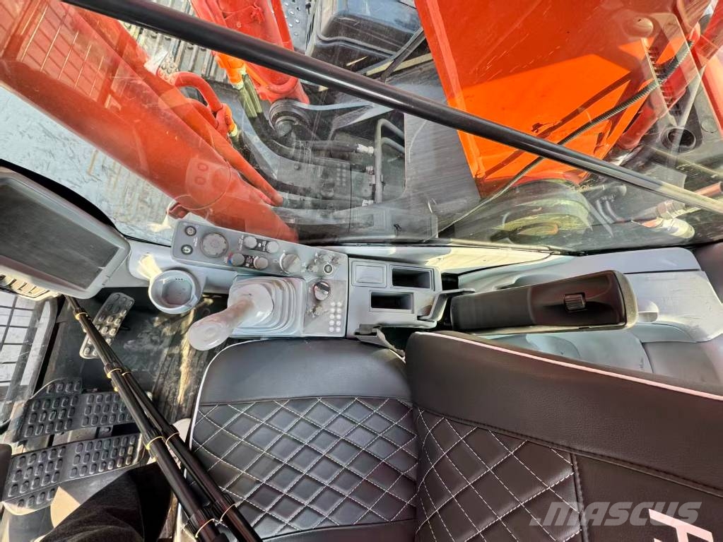 Hitachi ZX 350 H Bagri goseničarji