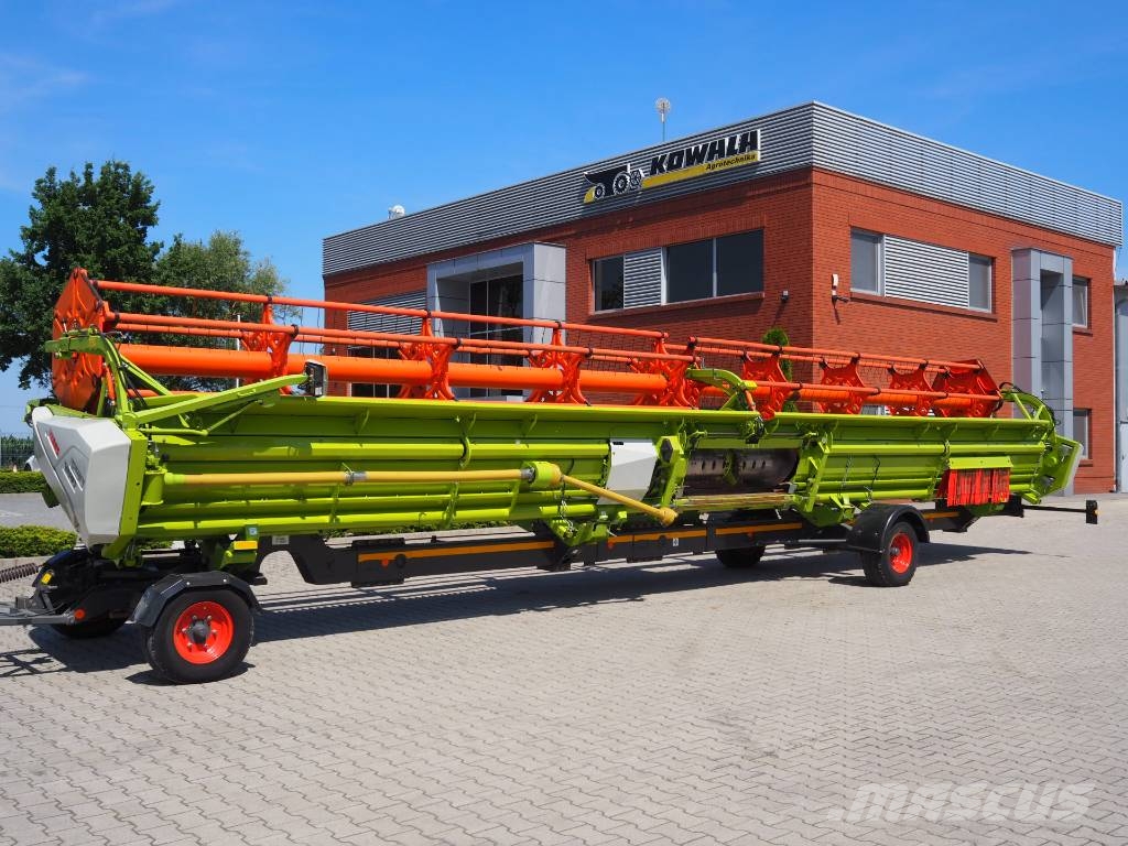 CLAAS Lexion 770TT + V1230 Maaidorsmachines