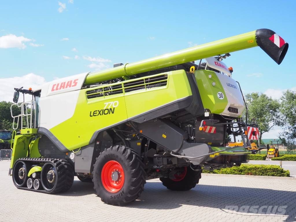 CLAAS Lexion 770TT + V1230 Maaidorsmachines