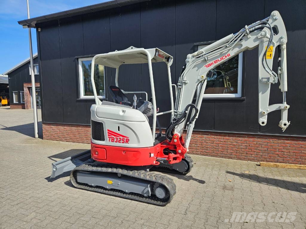 Takeuchi TB 325 R Mini bageri < 7t