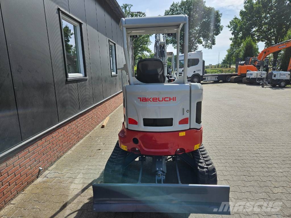 Takeuchi TB 325 R Mini bageri < 7t