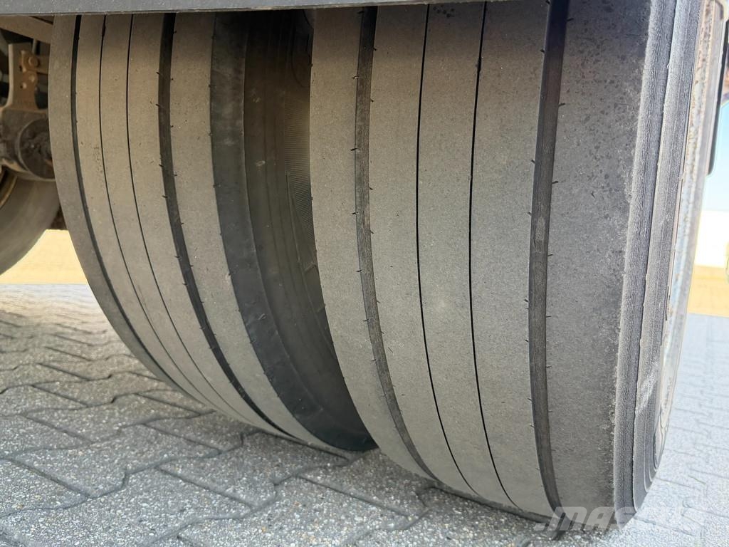 Krone SE City / Schuifzeil-Dak / 2500 Laadklep / Stuur-a Semi Reboques Cortinas Laterais