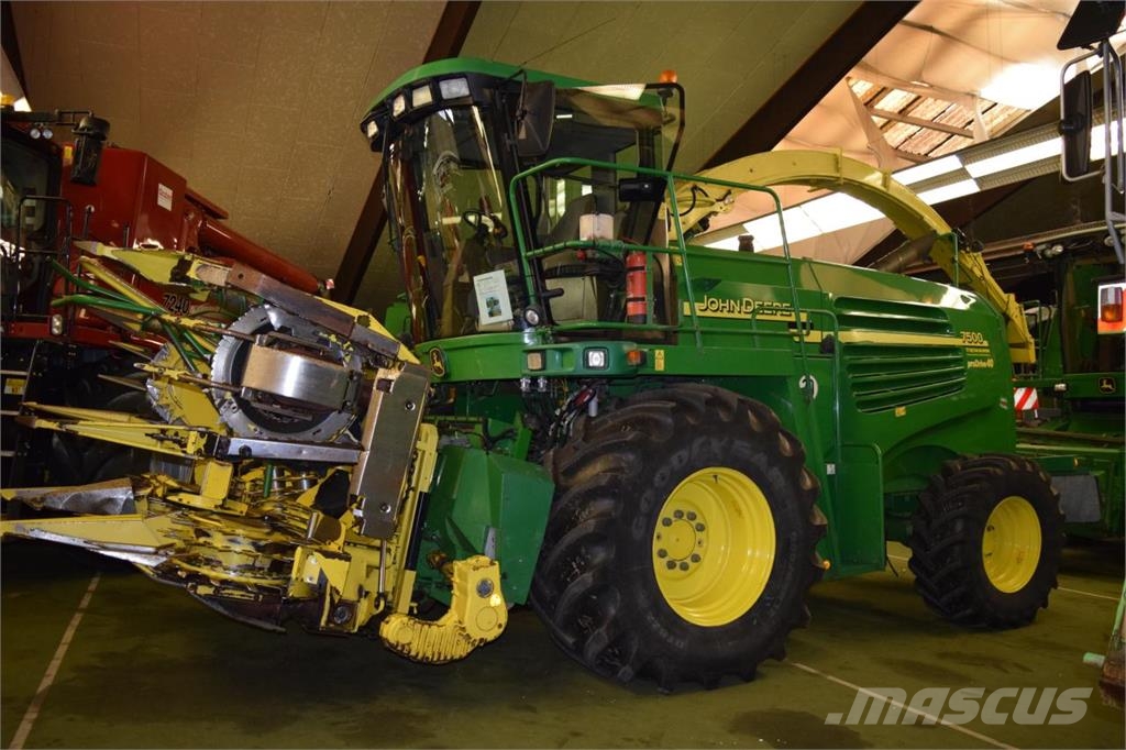 John Deere 7400 Samochodné kosačky
