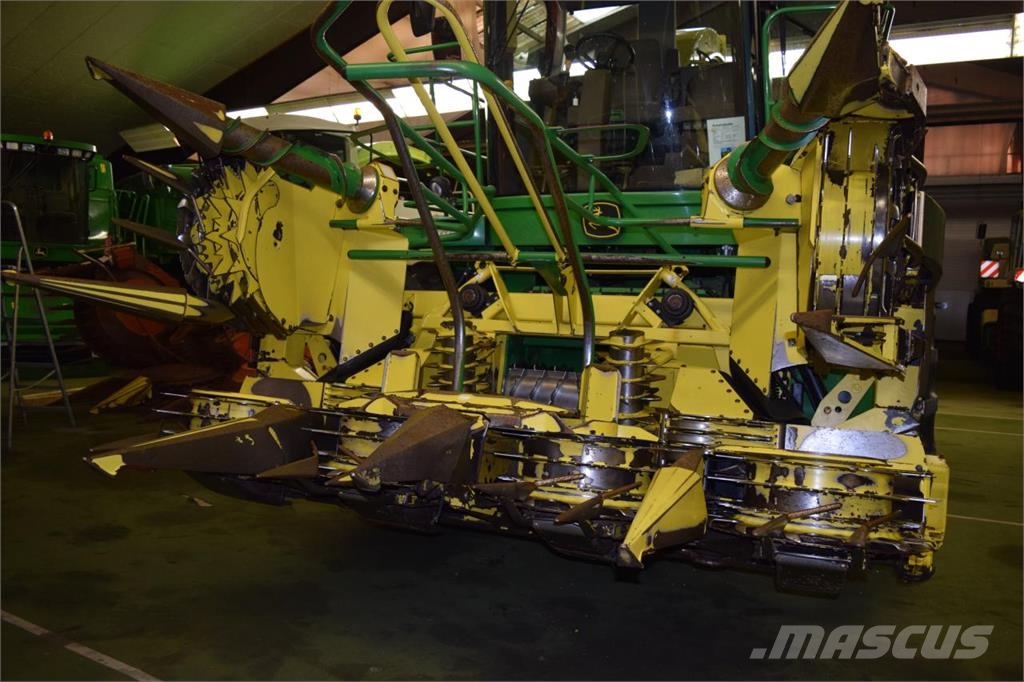 John Deere 7400 Samochodné kosačky