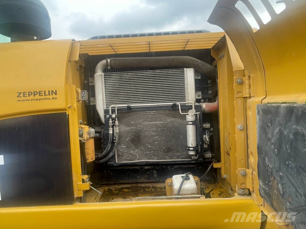 CAT 320 D Rupsgraafmachines