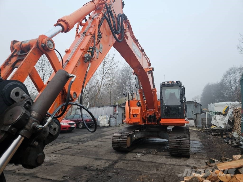 Doosan DX 235 LCR Excavadoras sobre orugas