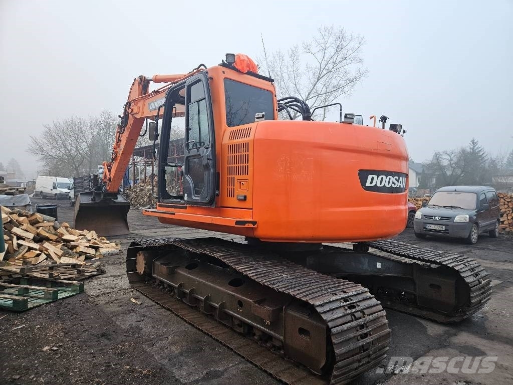 Doosan DX 235 LCR Excavadoras sobre orugas