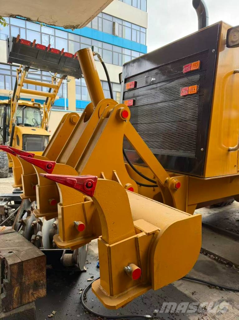CAT 140 H Grederji