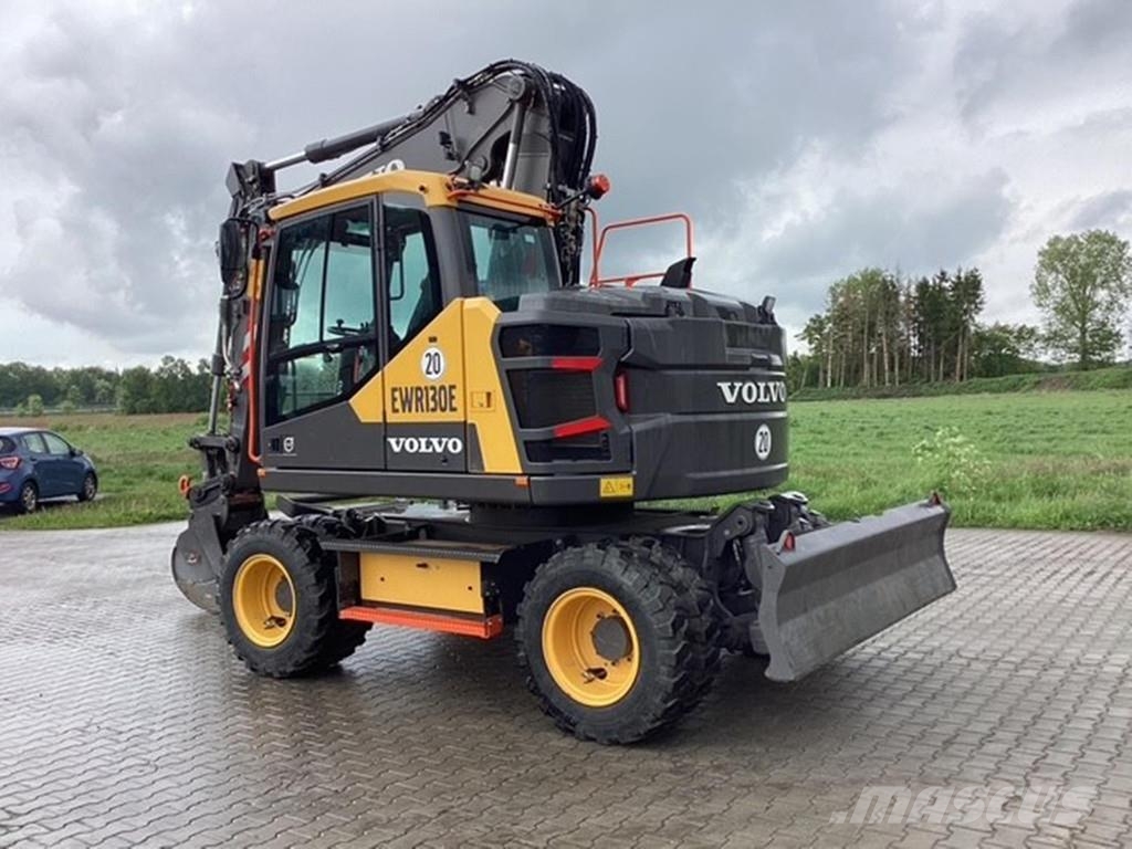 Volvo EWR 130 E Wielgraafmachines