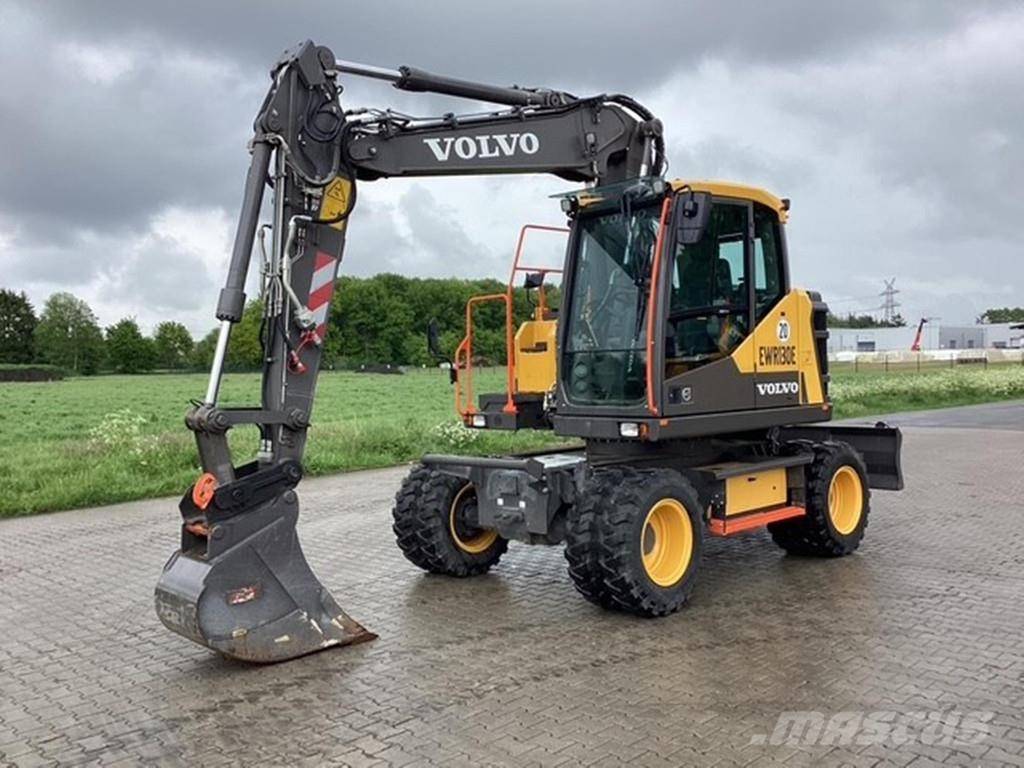 Volvo EWR 130 E Wielgraafmachines