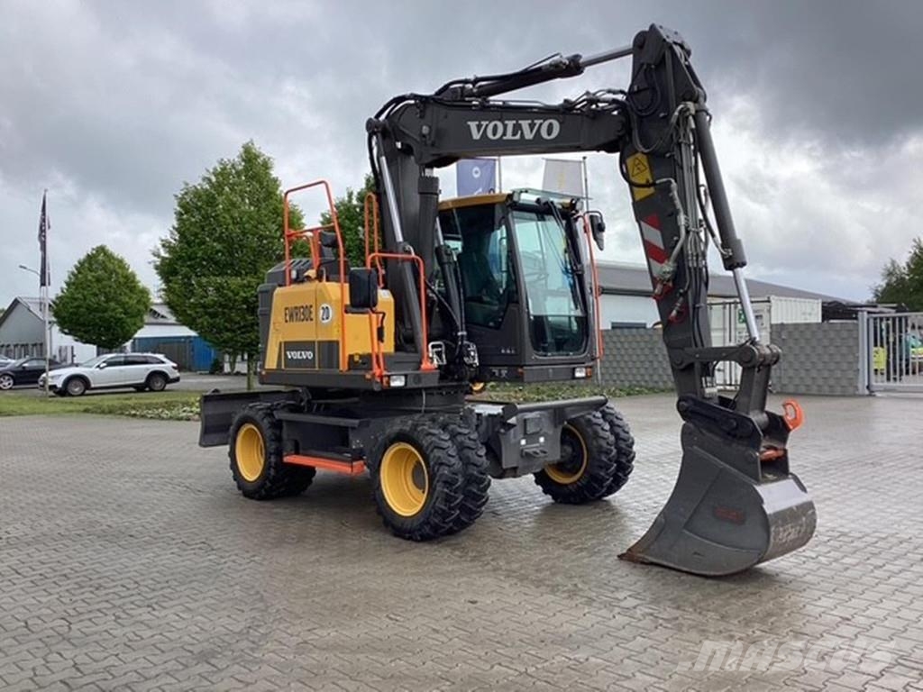 Volvo EWR 130 E Wielgraafmachines
