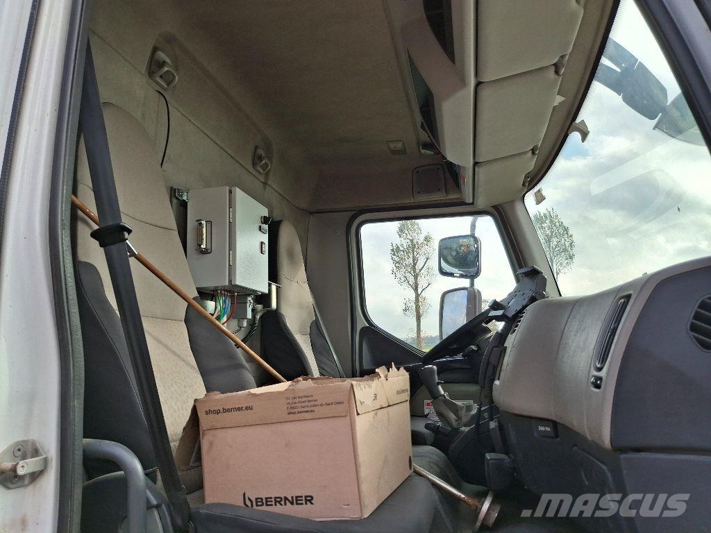 Renault MIDLUM 280DXI شاحنات ذات صهاريج