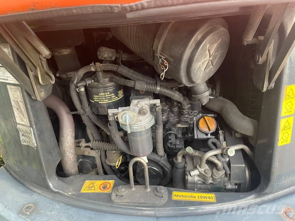 Hitachi ZX 30 U-2 3250kg Mini rýpadla < 7t