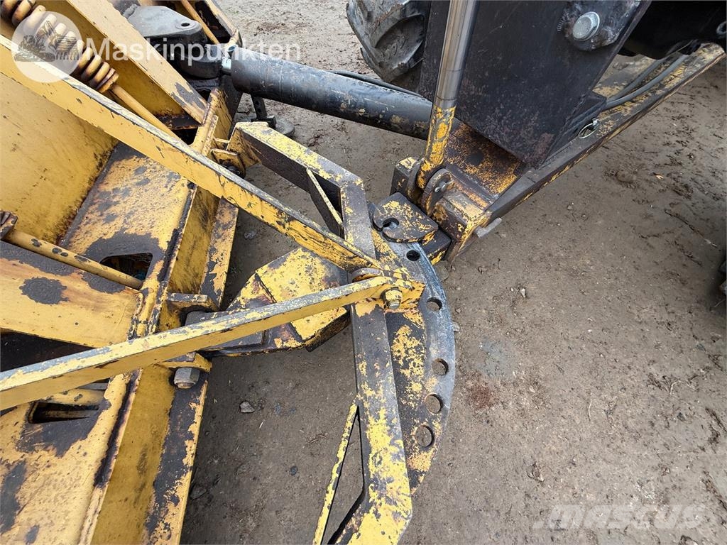 Valmet 8150 Traktorid