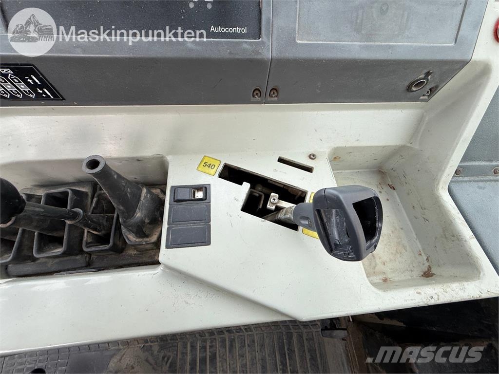 Valmet 8150 Traktorid