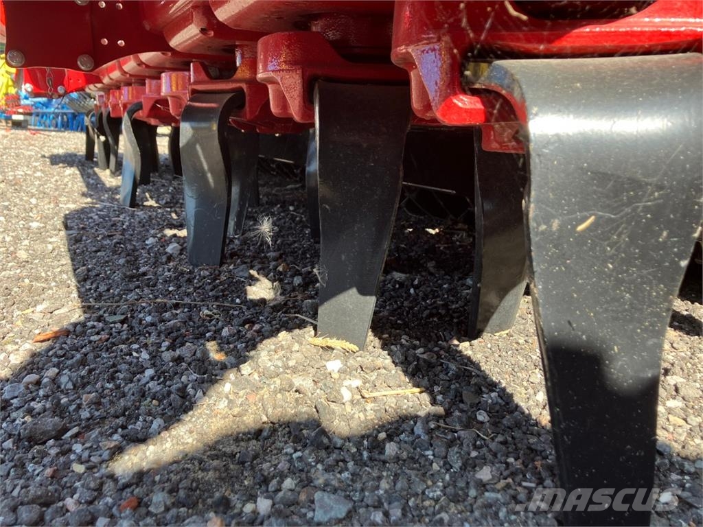 Horsch Versa 3 KR Drills