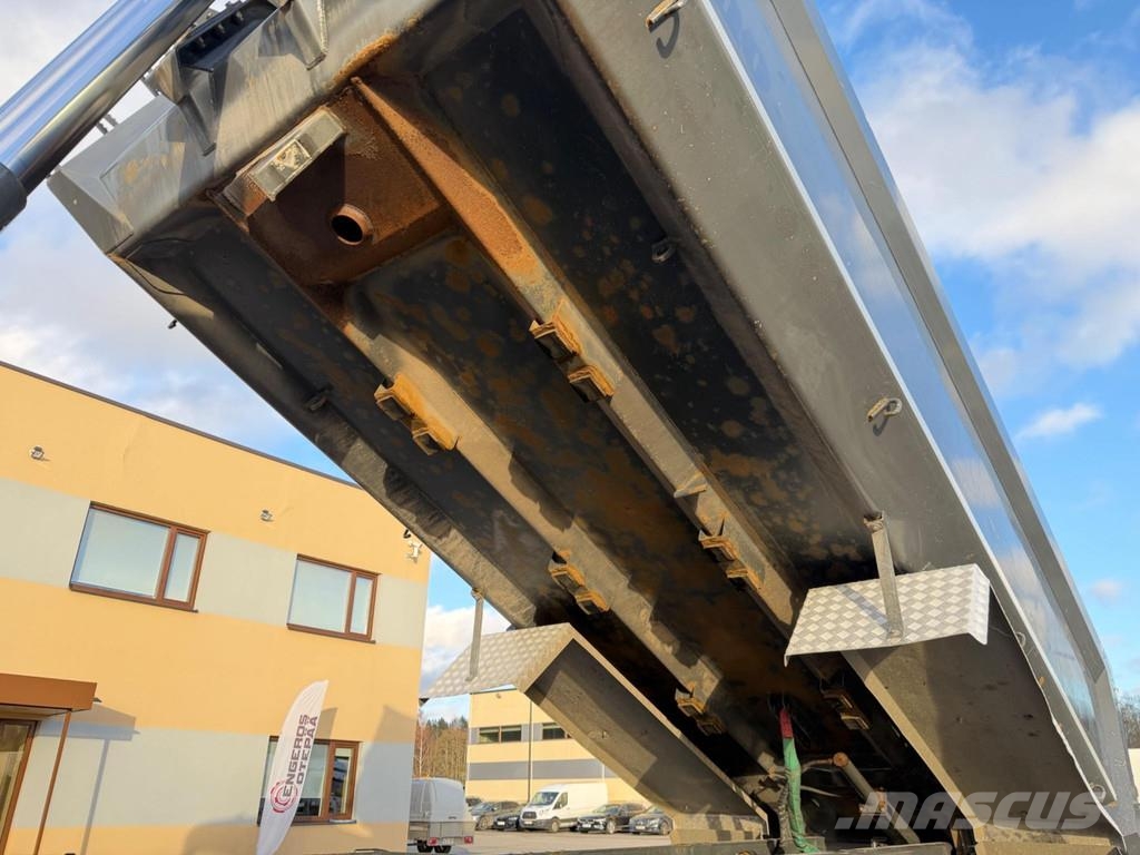 Volvo FH540 8X4 EURO6 + RETARDER + STEEL/AIR + LIFTING A شاحنات قلابة