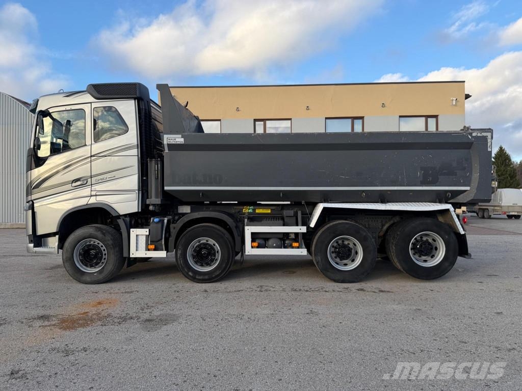 Volvo FH540 8X4 EURO6 + RETARDER + STEEL/AIR + LIFTING A شاحنات قلابة