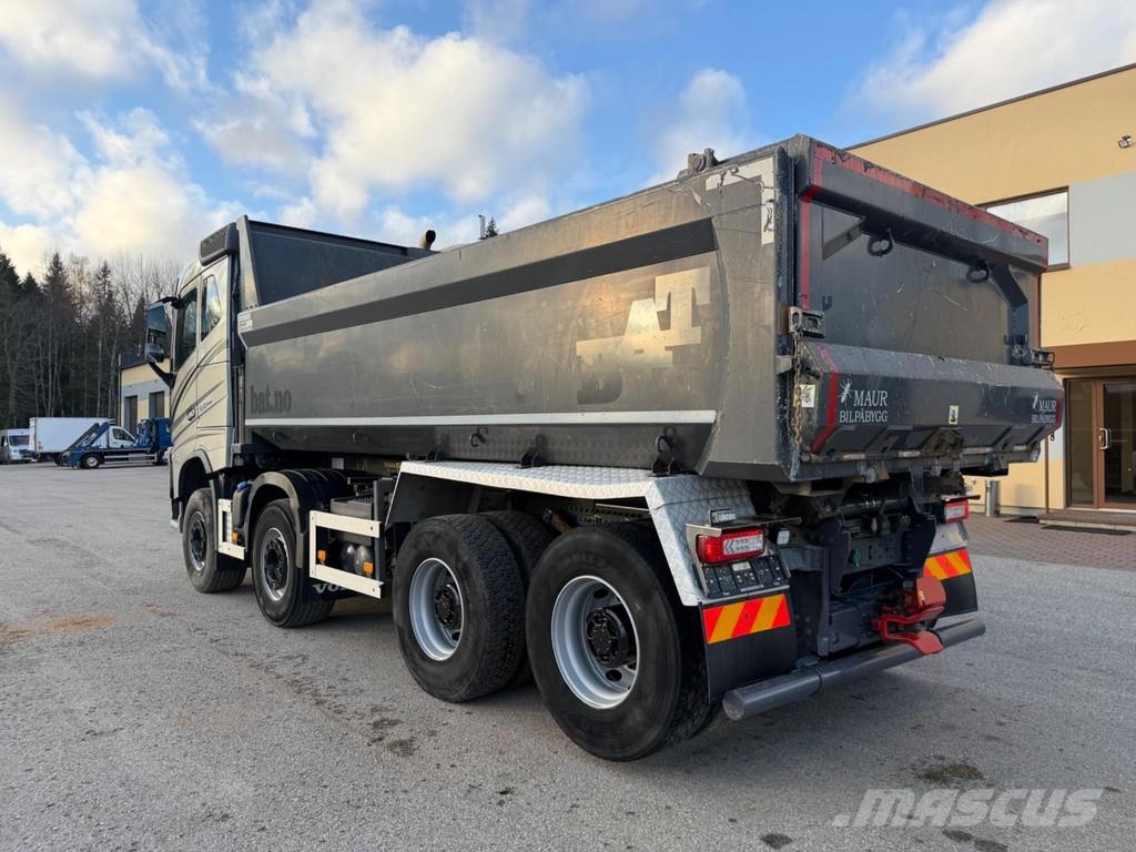 Volvo FH540 8X4 EURO6 + RETARDER + STEEL/AIR + LIFTING A شاحنات قلابة