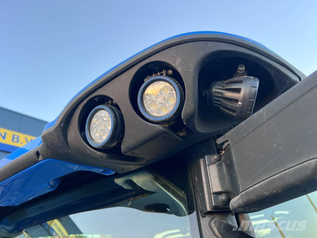 New Holland T 7.245 AC Stage V tractor trekker tracteur الجرارات