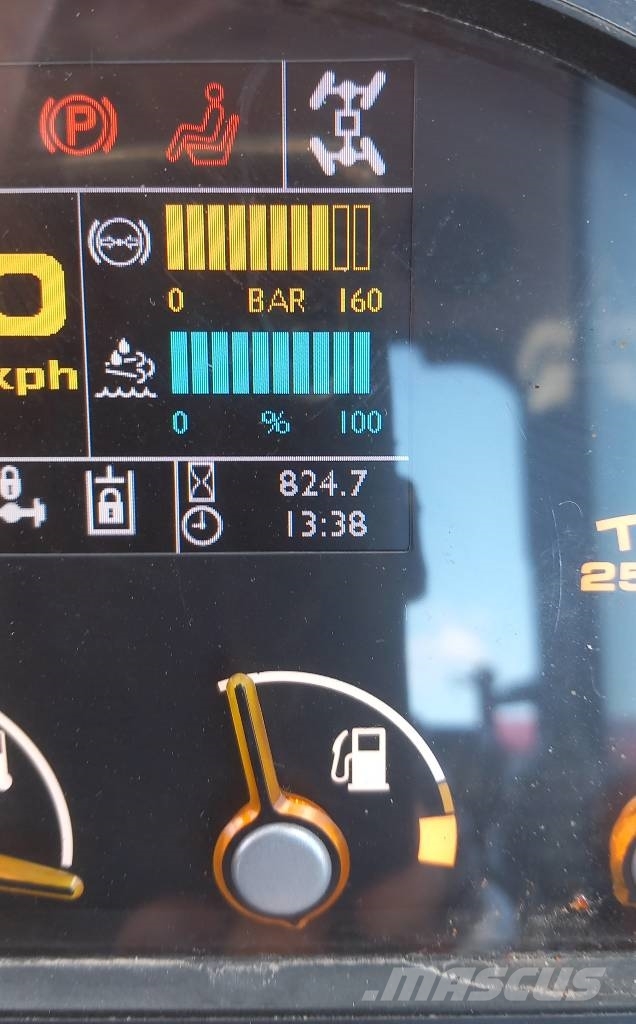 JCB 555P210R 伸缩臂叉装车|叉装车
