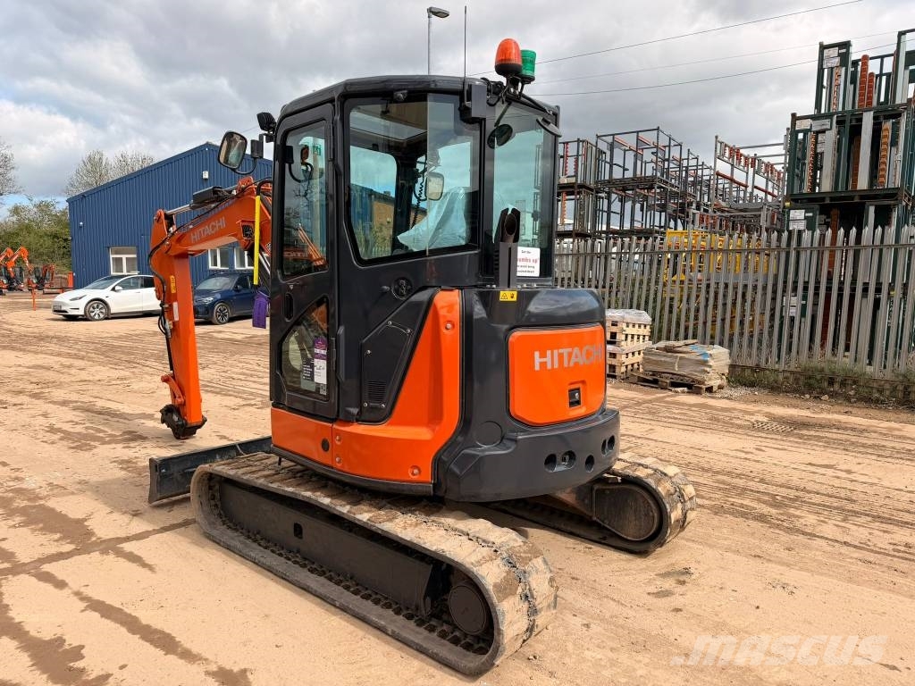 Hitachi ZX48U-6 Mini bageri <7t