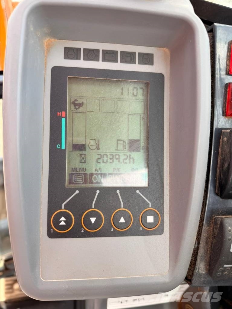 Hitachi ZX48U-6 Mini bageri <7t