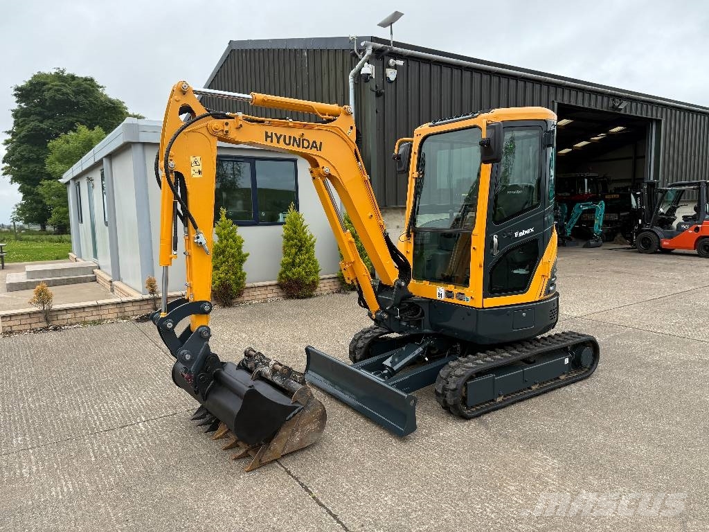 Hyundai R25Z-9 AK 小型挖土機/掘鑿機<7t(小型挖掘機)