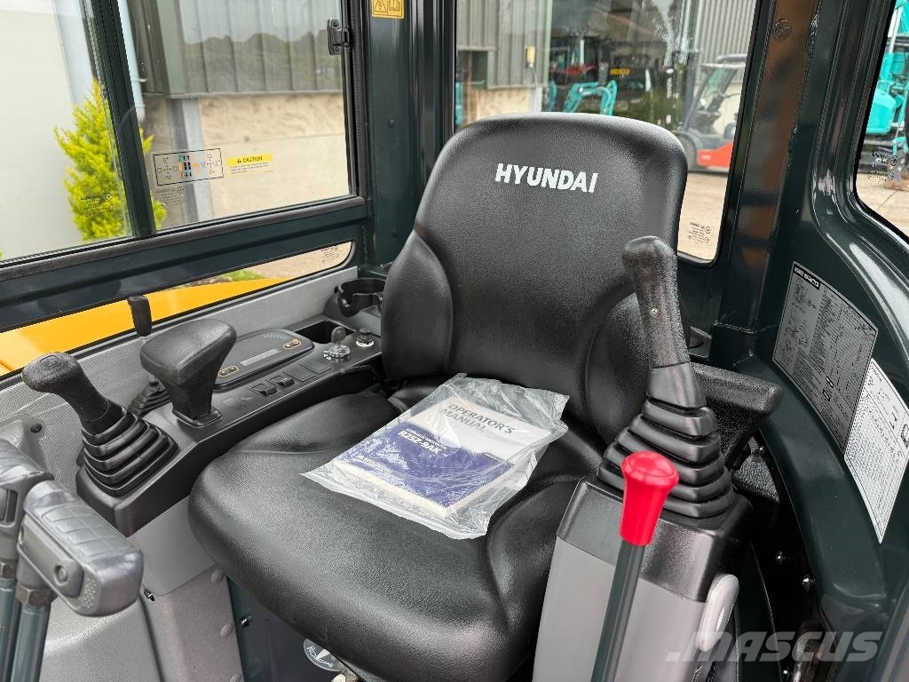 Hyundai R25Z-9 AK 小型挖土機/掘鑿機<7t(小型挖掘機)