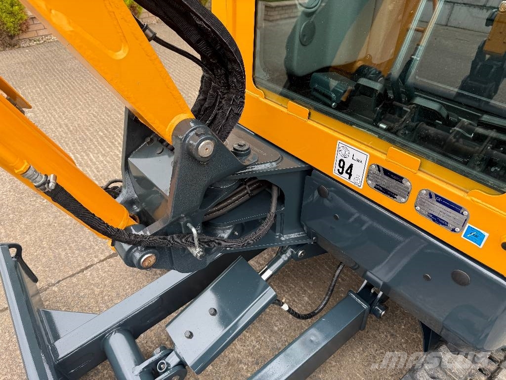Hyundai R25Z-9 AK 小型挖土機/掘鑿機<7t(小型挖掘機)