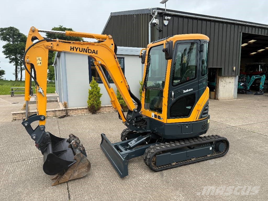Hyundai R25Z-9 AK 小型挖土機/掘鑿機<7t(小型挖掘機)