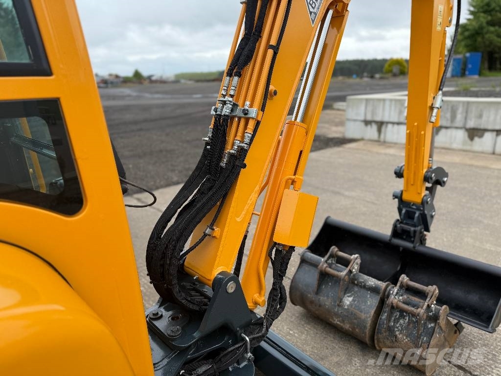 Hyundai R25Z-9 AK 小型挖土機/掘鑿機<7t(小型挖掘機)