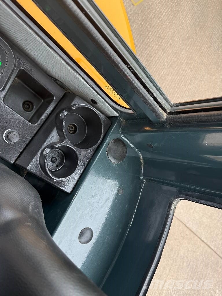 Hyundai R25Z-9 AK 小型挖土機/掘鑿機<7t(小型挖掘機)
