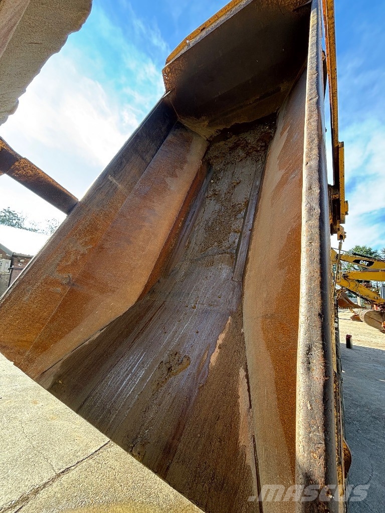 Volvo A 30 E 铰接式自卸车