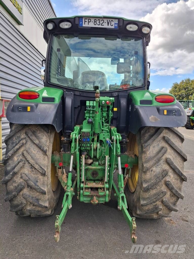 John Deere 6120 R Traktorji