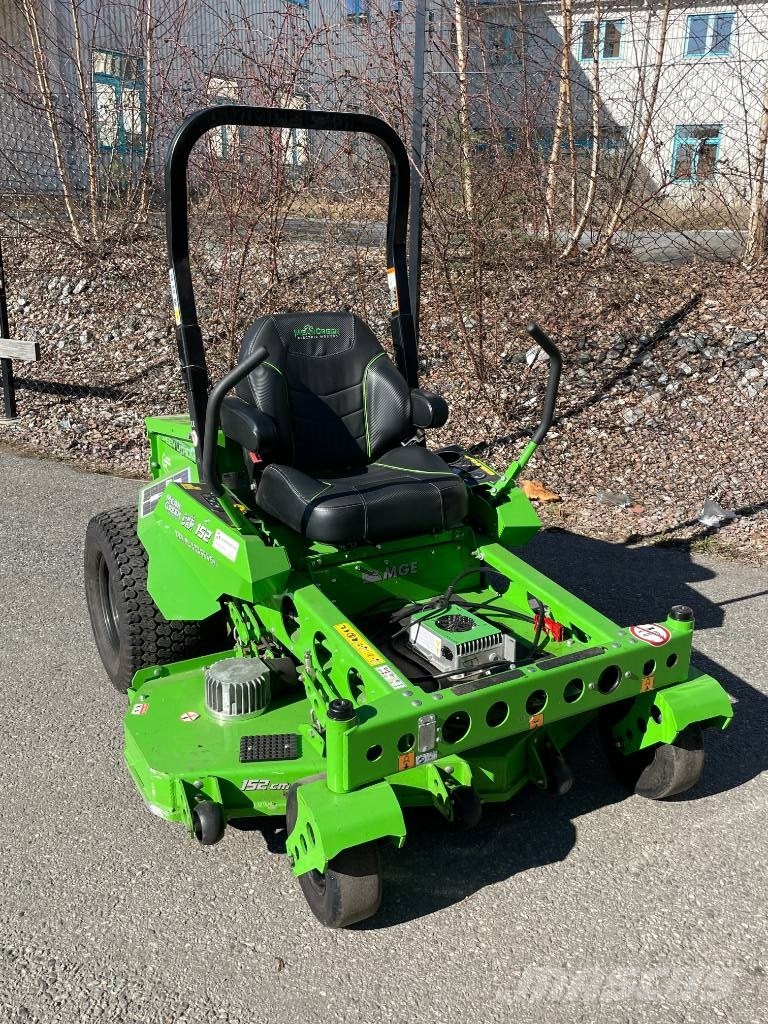 Mean Green Majoris CXR 152 "Batteridriven Lithium" ركوب الحشائش