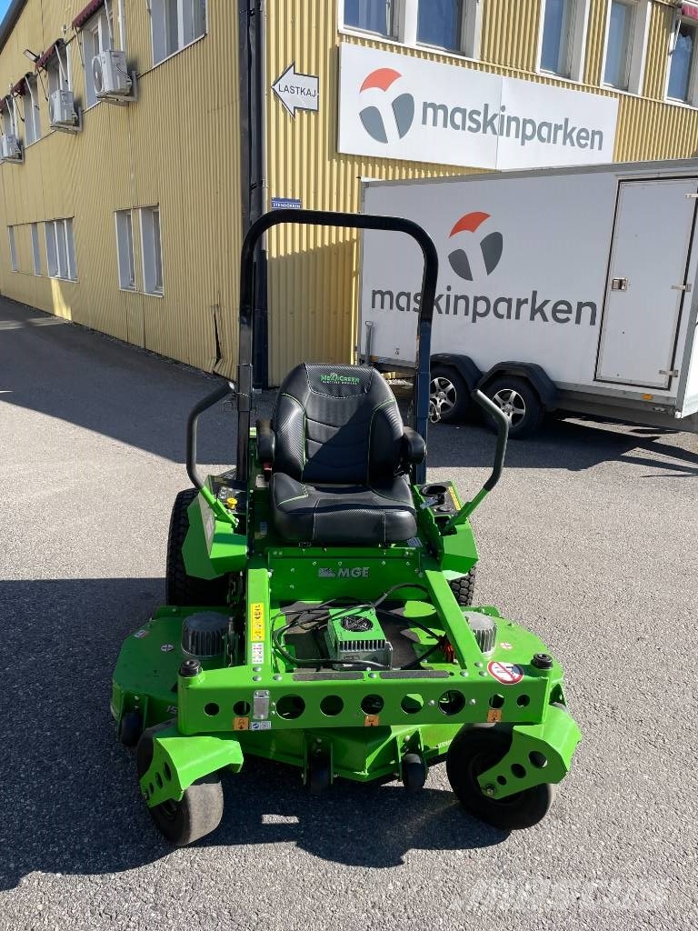 Mean Green Majoris CXR 152 "Batteridriven Lithium" ركوب الحشائش