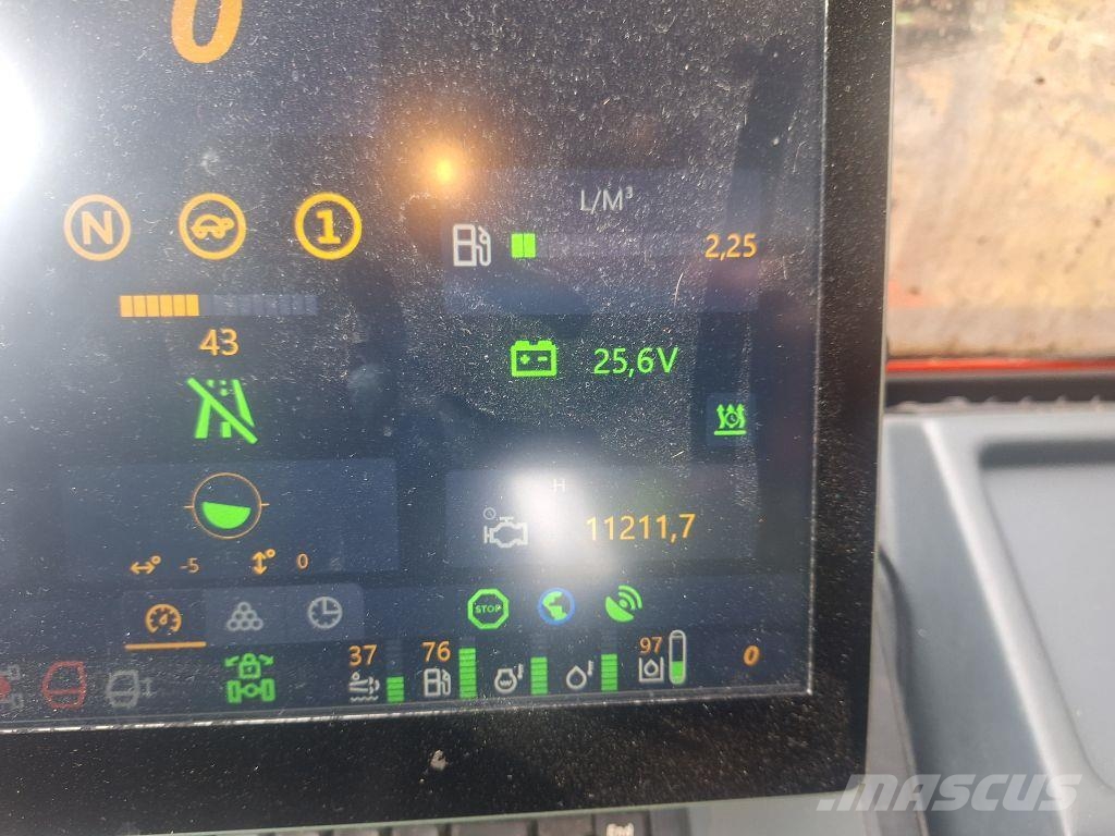 Komatsu 855 Forwarderid