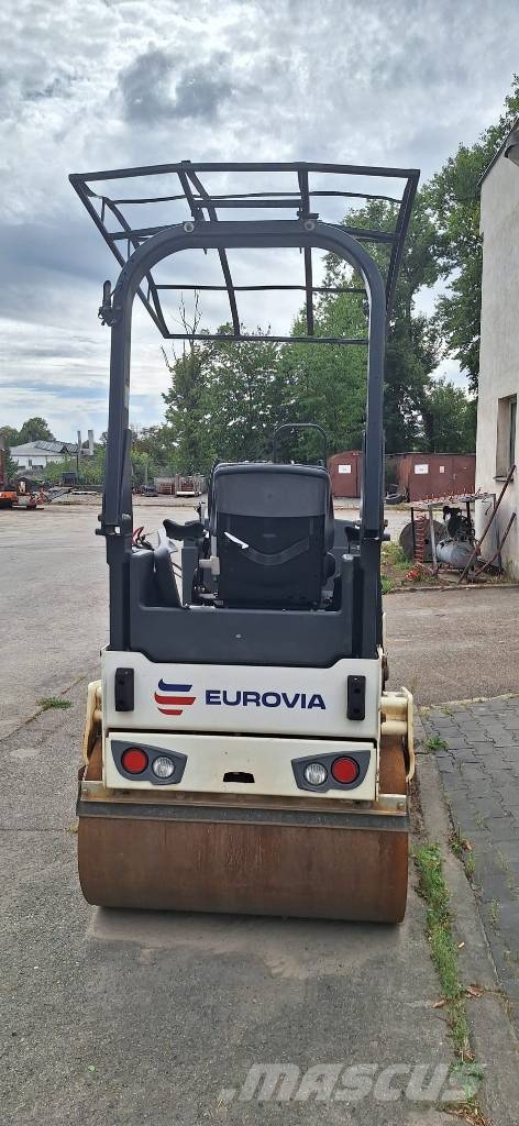 Bomag BW 120 AD-5 Porinių būgnų volai