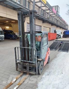 Toyota 02-8 FDF 25 Diesel forklifts