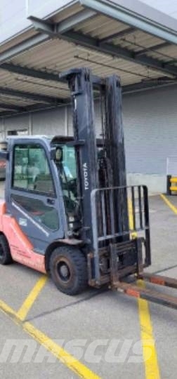 Toyota 02-8 FDF 25 Diesel forklifts