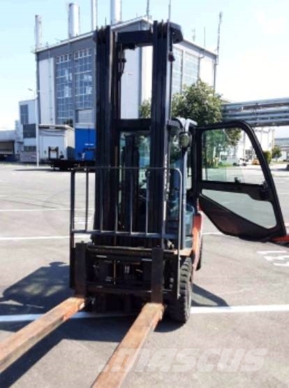 Toyota 02-8 FDF 25 Diesel forklifts