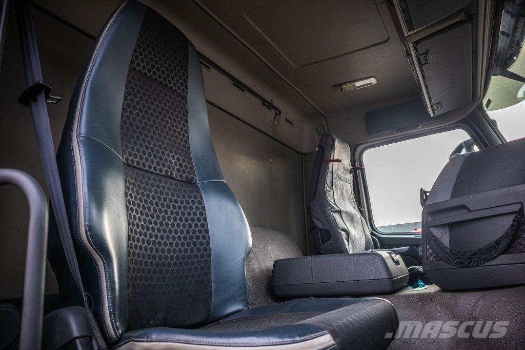 Volvo FM 330-6x2-E5+10 pneus/tires+intarder 篷布货车