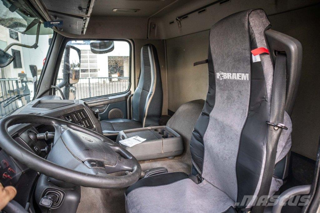 Volvo FM 330-6x2-E5+10 pneus/tires+intarder 篷布货车