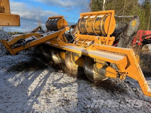 Suokone Oy Ruuvitasaaja RT-600 TT Inne maszyny i akcesoria uprawowe