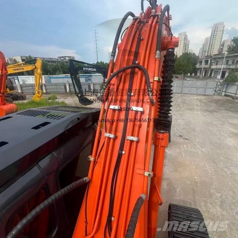 Hitachi ZX 220 Raupenbagger