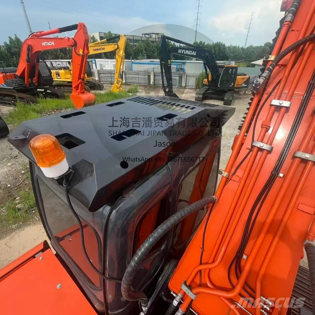 Hitachi ZX 220 Raupenbagger