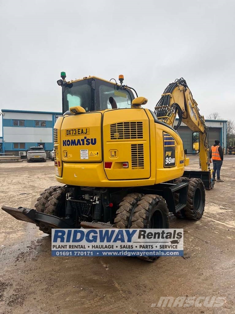 Komatsu PW 98 MR-11 حفارات بعجل