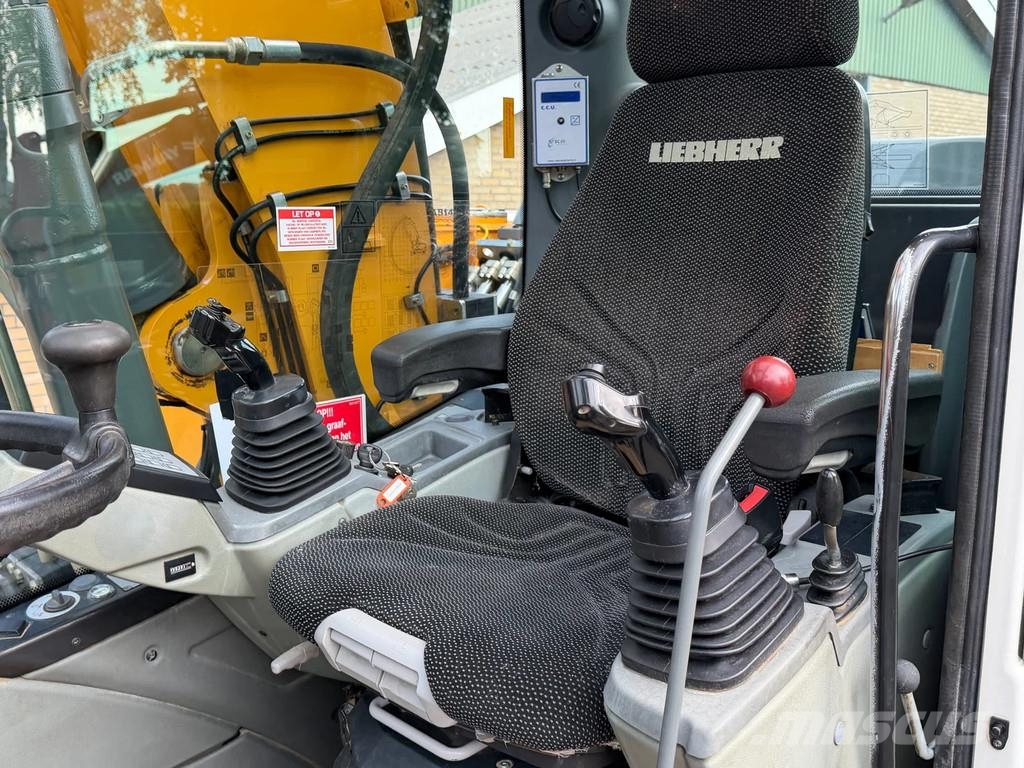 Liebherr A914 Wielgraafmachines